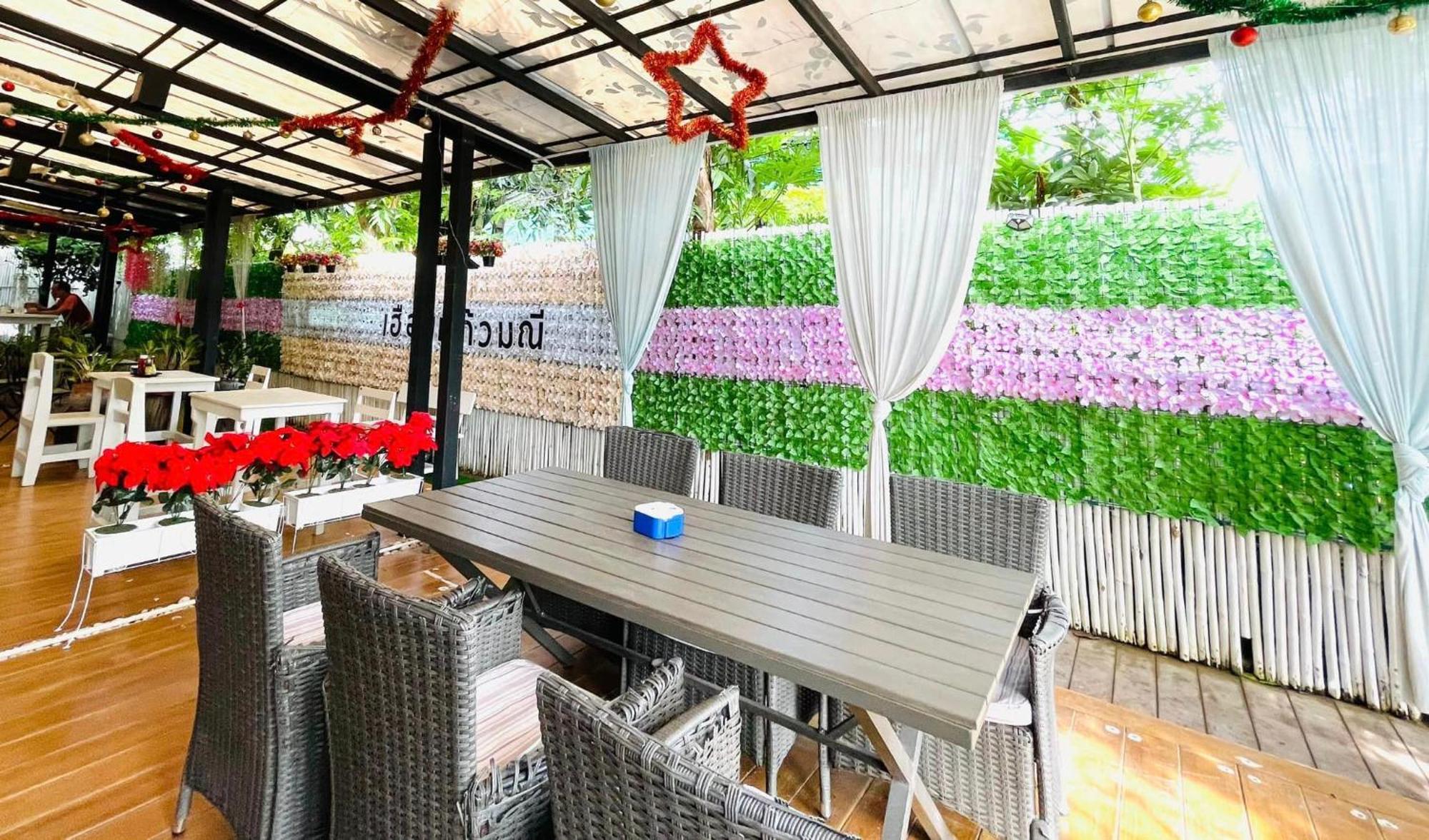 I Am Cottage เฮือนแก้วมณี Nakhon Pathom Exterior foto